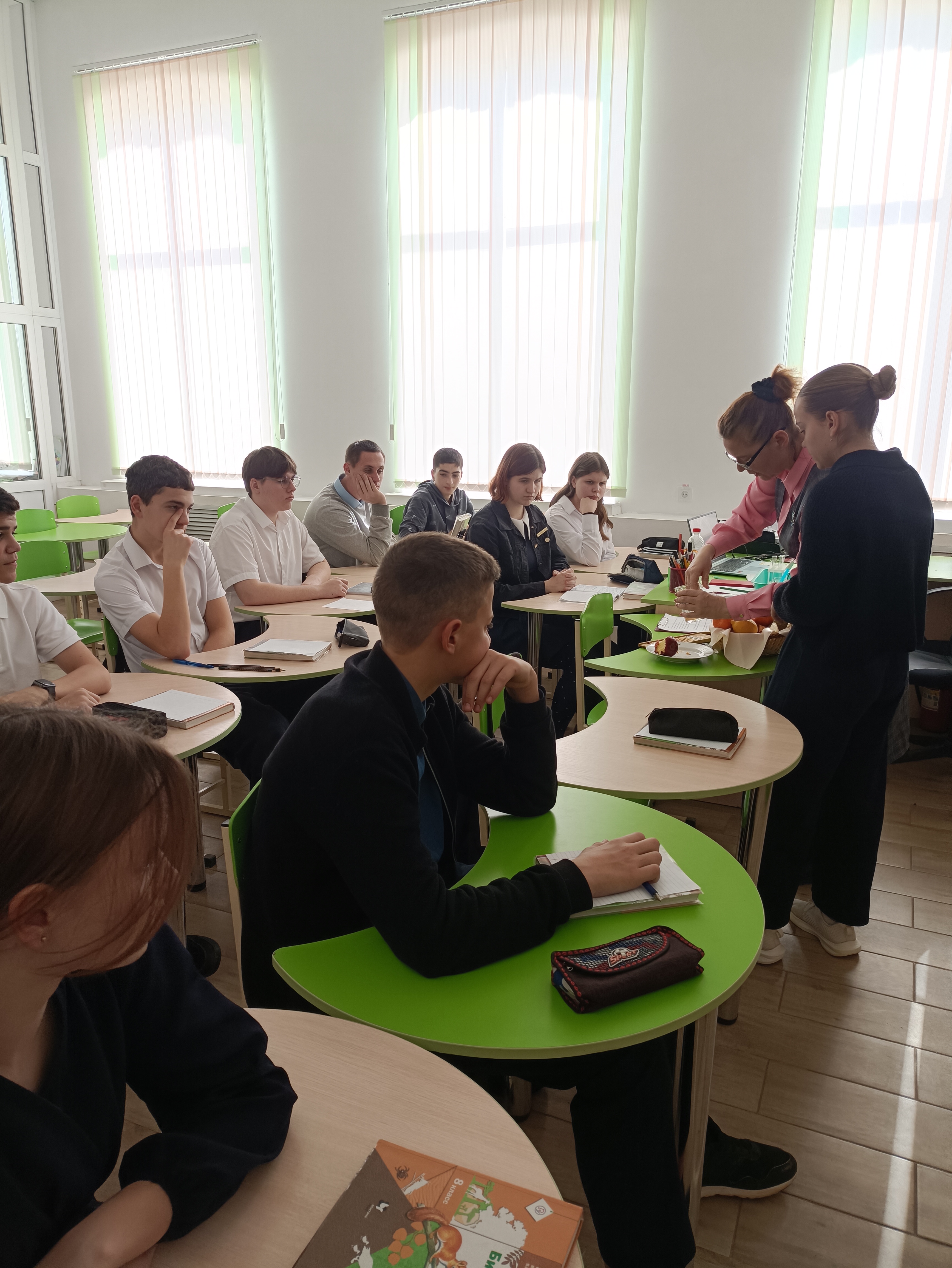 Открытый урок "Влияние фруктов на организм человека".